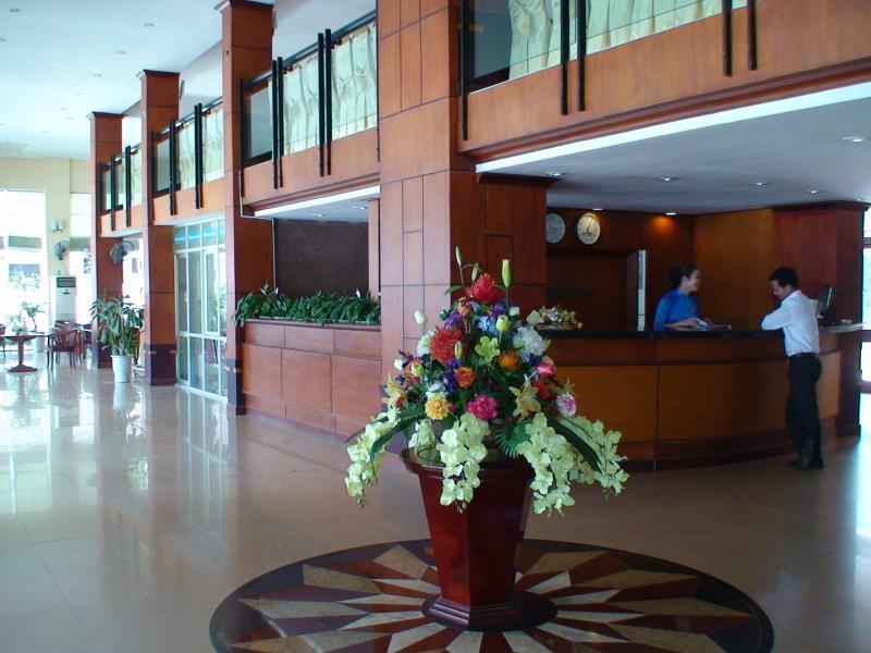 Huu Nghi Hotel Vinh Kültér fotó